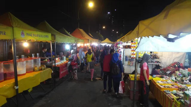 Pasar Malam Awam, Bandar Tun Razak